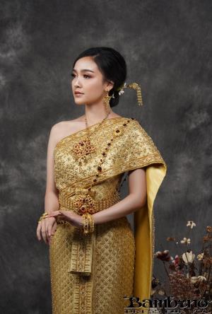 ชุดไทยเจ้าสาว ชุดไทยจักรพรรดิ์ เช่าที่แบมบี้ เวดดิ้ง ห้วยขวาง